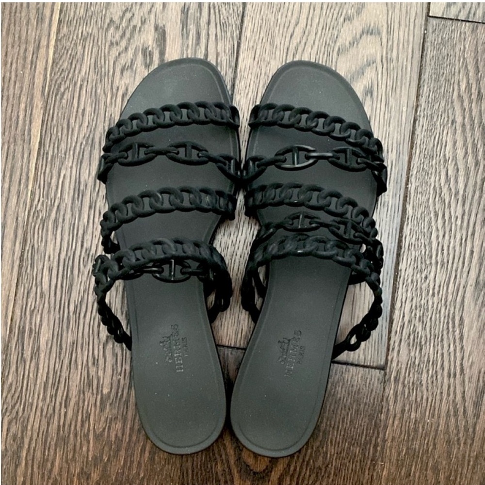 New authentic Hermes riviera sandals black
